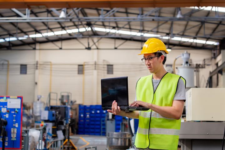 How to Identify Which Tasks to Automate in Your Manufacturing Business Processes?
